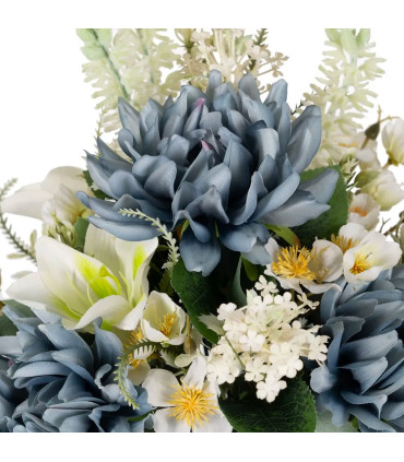Flower bouquet roses