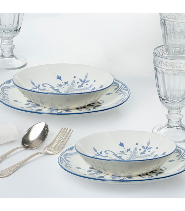 Service de 18 assiettes en porcelaine florale bleue: plates, creuses et à dessert