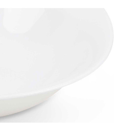Service de 18 assiettes en verre opale blanc: plates, creuses et à dessert