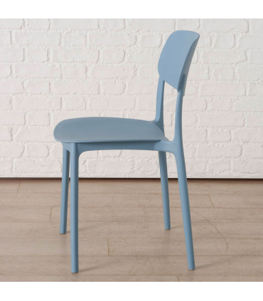 Chaise en plastique bleu 42x40x79cm